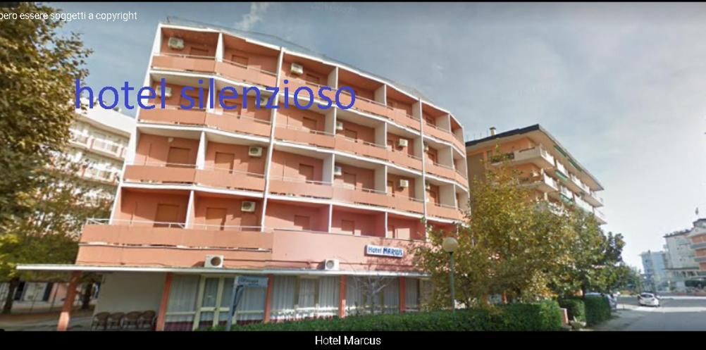 Hotel Marcus Cesenatico Esterno foto